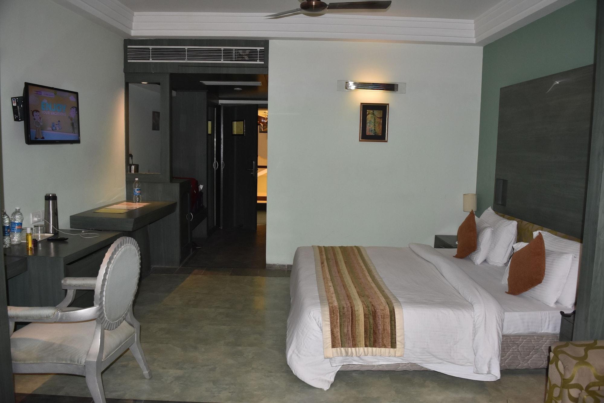 K C Residency Vaishnodevi Hotel Katra  Buitenkant foto