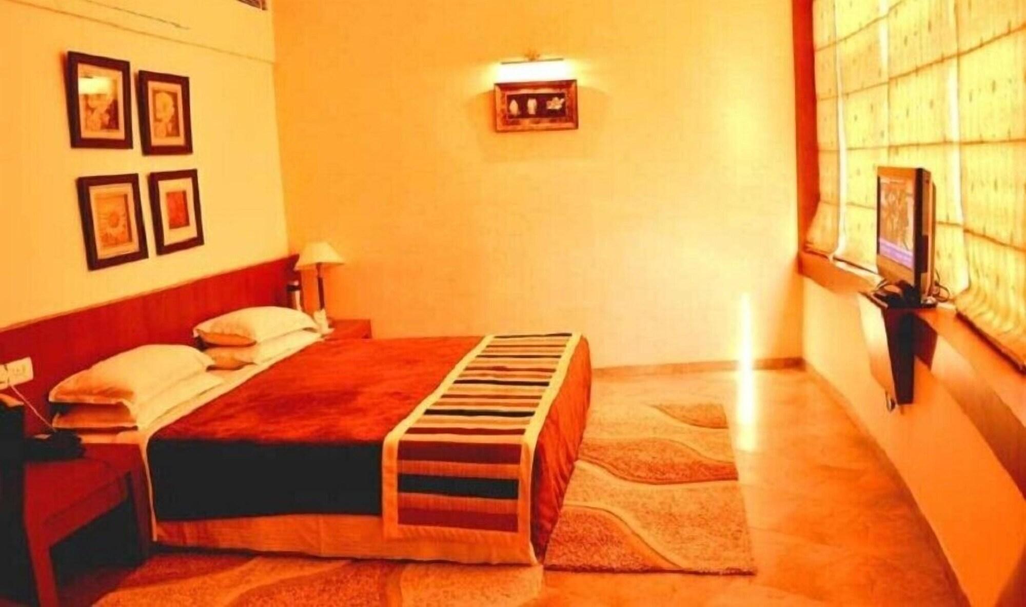 K C Residency Vaishnodevi Hotel Katra  Buitenkant foto