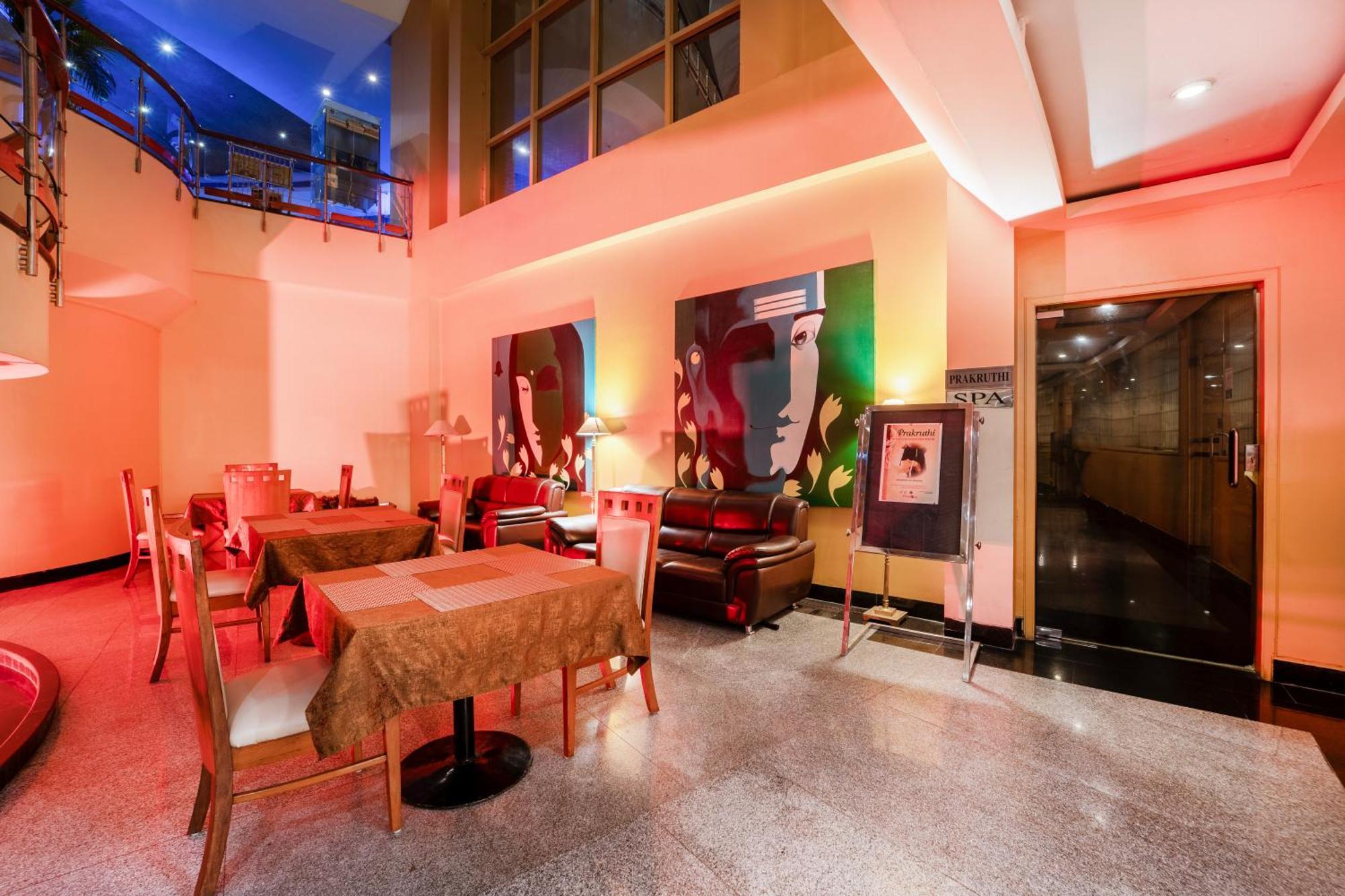 K C Residency Vaishnodevi Hotel Katra  Buitenkant foto