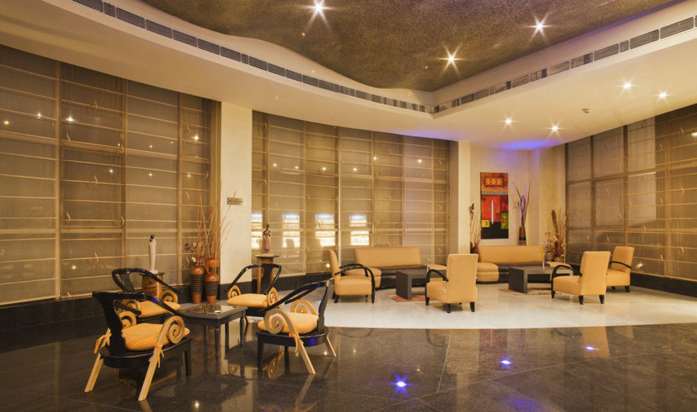 K C Residency Vaishnodevi Hotel Katra  Buitenkant foto