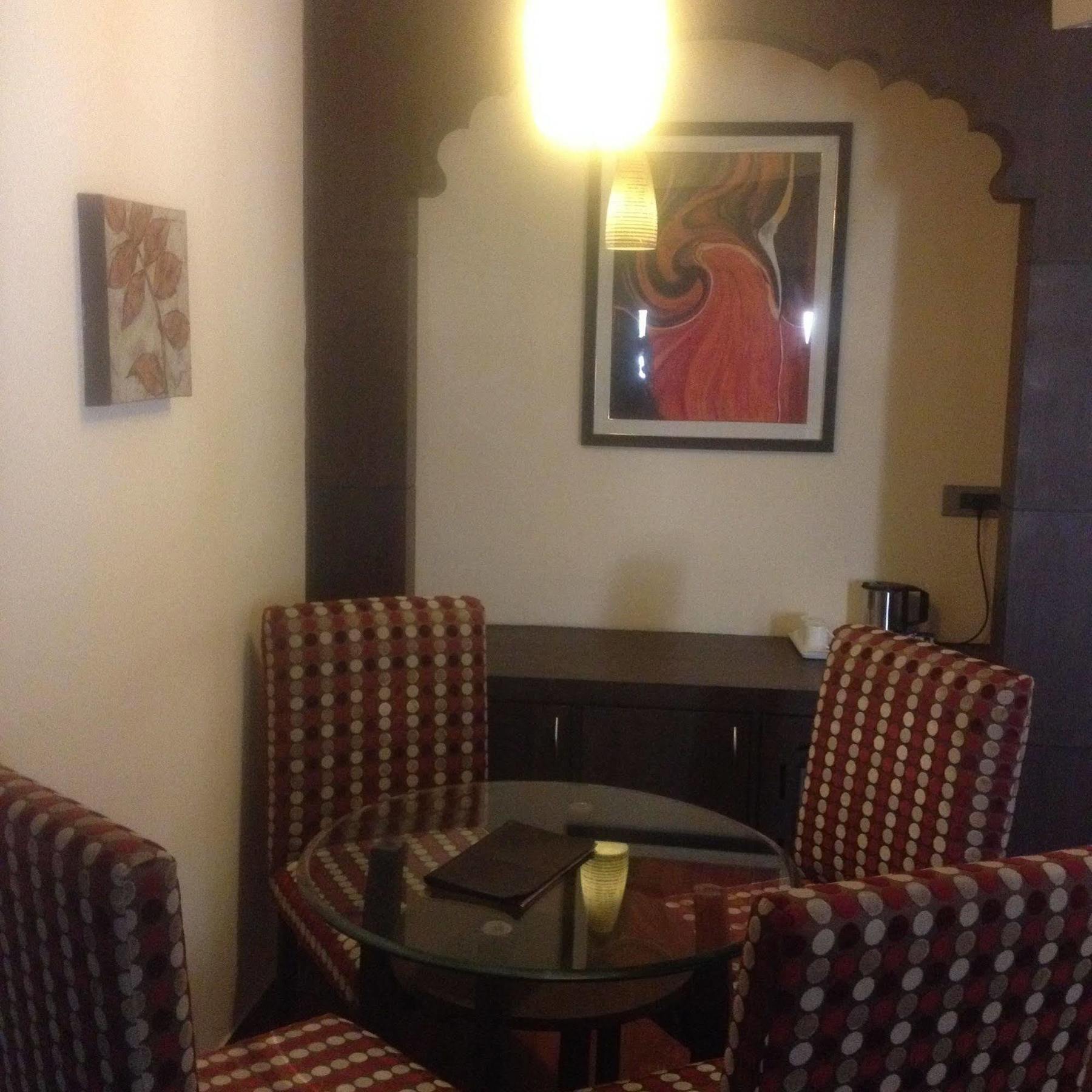 K C Residency Vaishnodevi Hotel Katra  Buitenkant foto