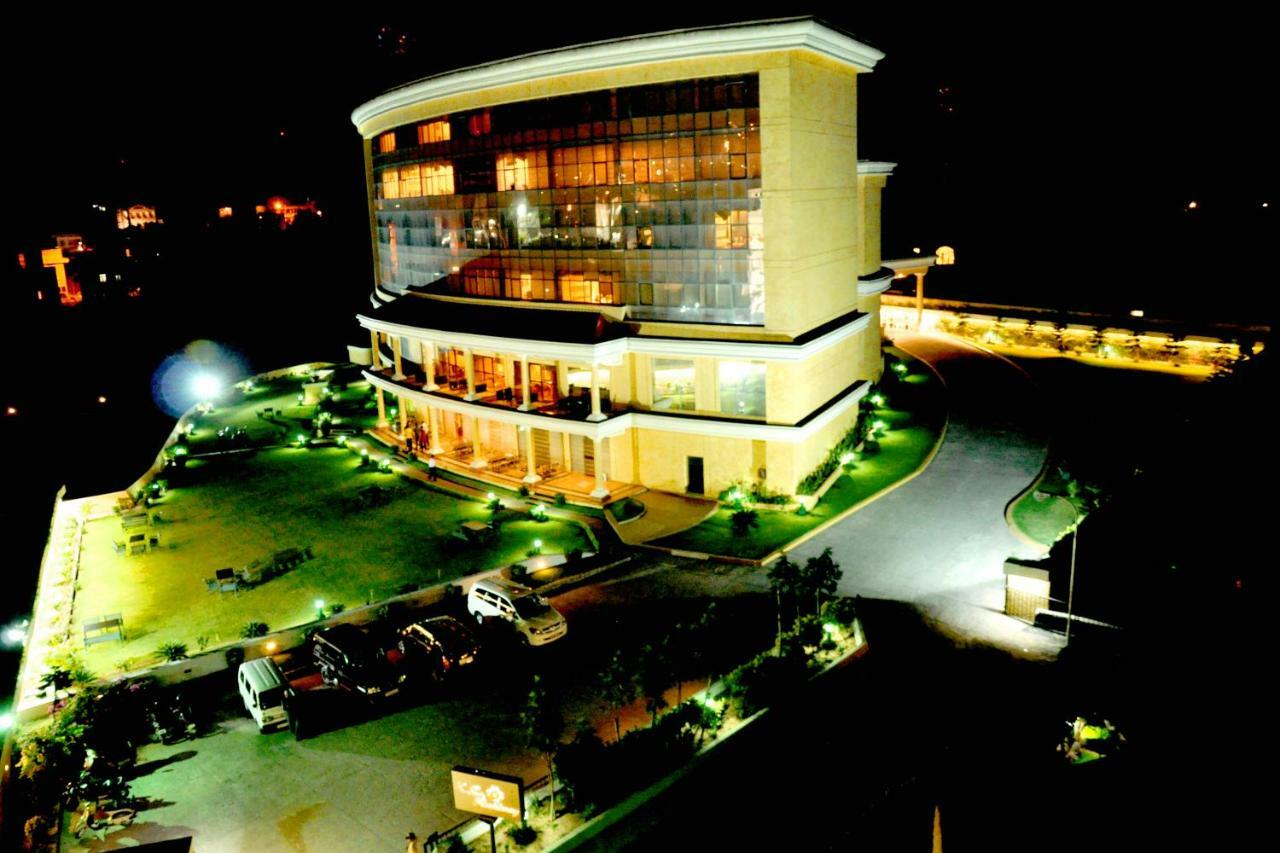 K C Residency Vaishnodevi Hotel Katra  Buitenkant foto